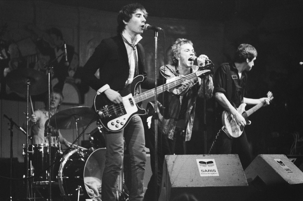 Sex Pistols live in 1976