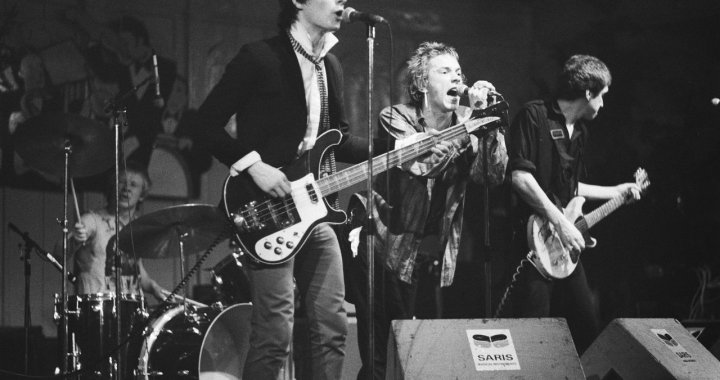 Sex Pistols live in 1976