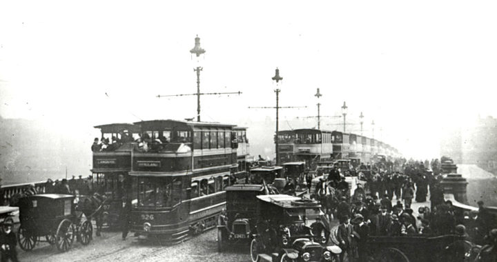 Glasgow Bridge traffic jam